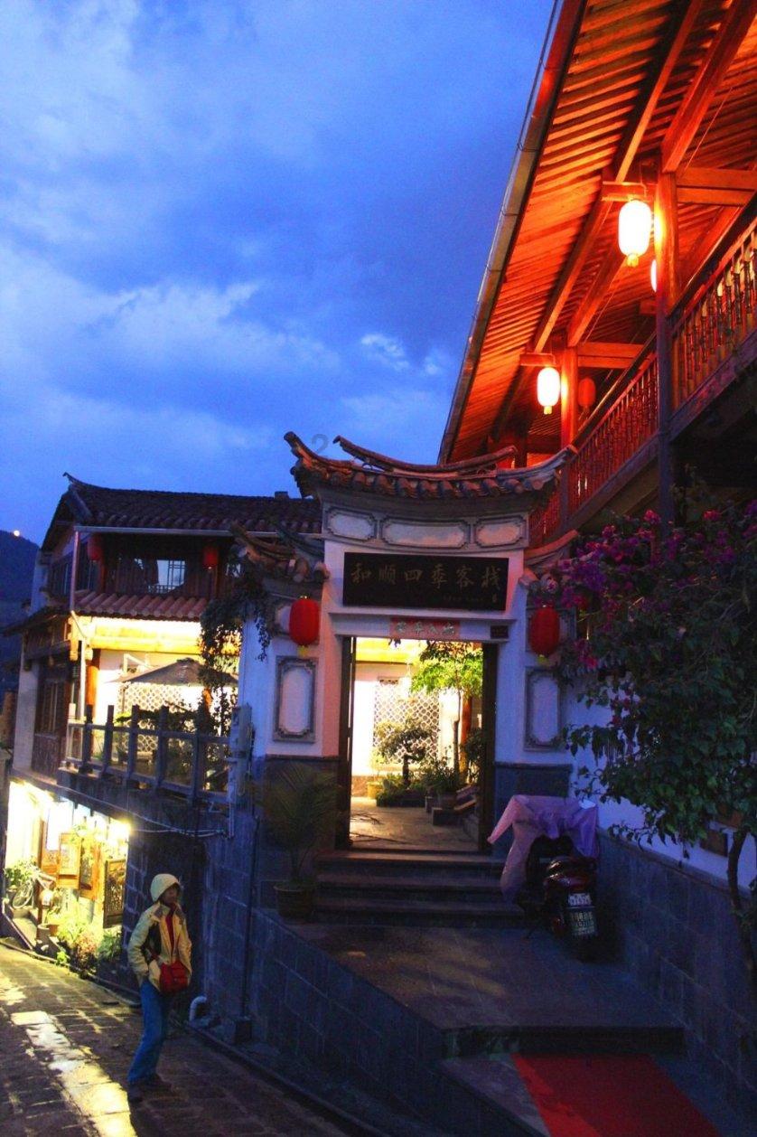 红色盒子小人